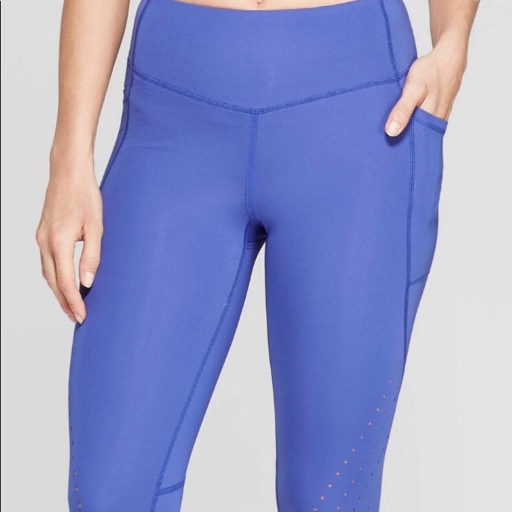 C9 Laser cut capri leggings